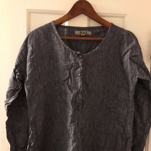 Flax Navy and white striped henley size S/petit